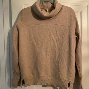Alo yoga sweater, size large